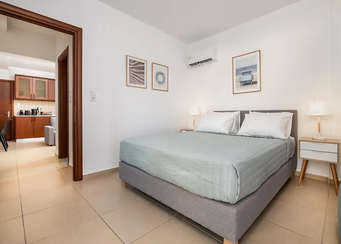 Town, 3 Min To - Kyma 4