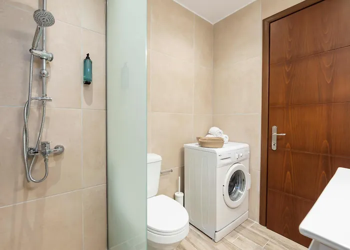 Town, 3 Min To - Kyma 4 Apartman *